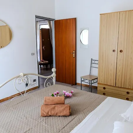 Casa Mary Guardavalle